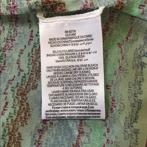 BCBGMAXAZRIA Silk Top Off-the-shoulder Sz M - Picture 6 of 6